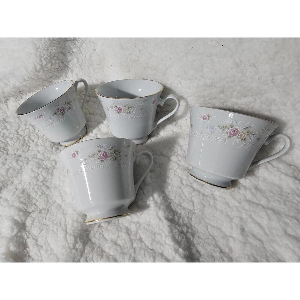 Set of 4 Vintage Crescent Tea Cups Fine China Jie Pai Floral White Gold Trim 3"